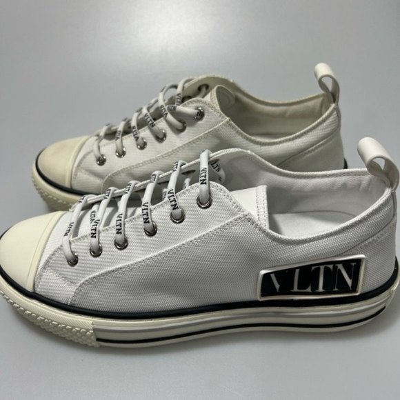 Valentino Garavani Other - Valentino Giggies VLTN Low-Top Sneakers White Men’s EU 40/US 7